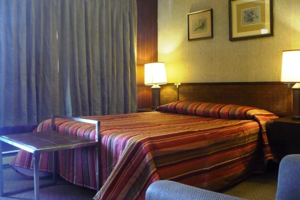 Red Top Motor Inn